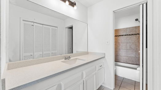 Katy 2-story, 3-bed 1934 Avenue B-idx