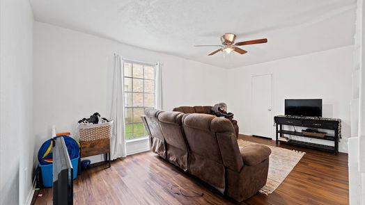 Katy 2-story, 3-bed 1934 Avenue B-idx