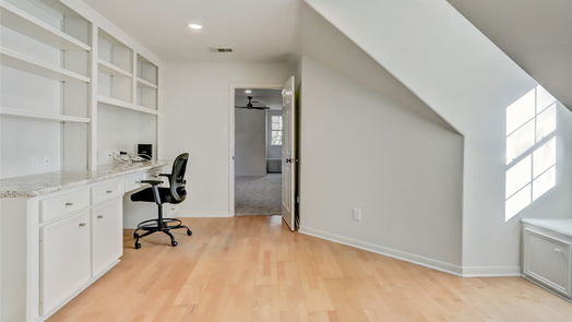 Katy 2-story, 5-bed 5722 Village Green Drive-idx