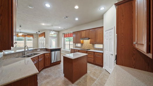 Katy 1-story, 3-bed 5239 Valley Bluff Lane-idx