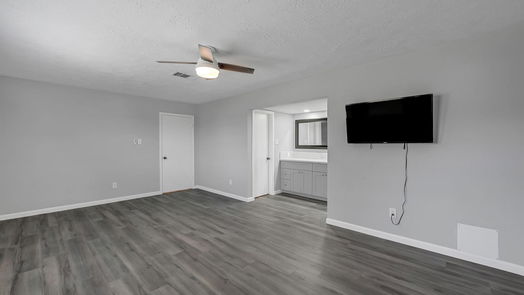 Sugar Land 2-story, 5-bed 9911 Richtown Lane-idx