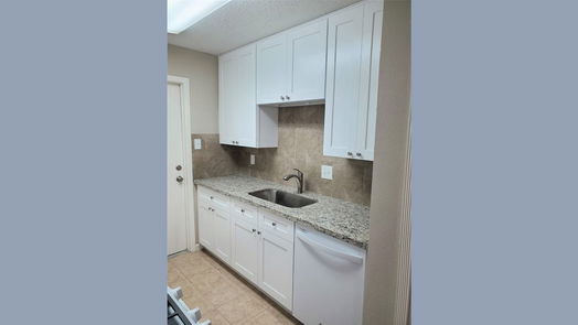 Sugar Land 1-story, 3-bed 10706 Highland Woods Drive-idx