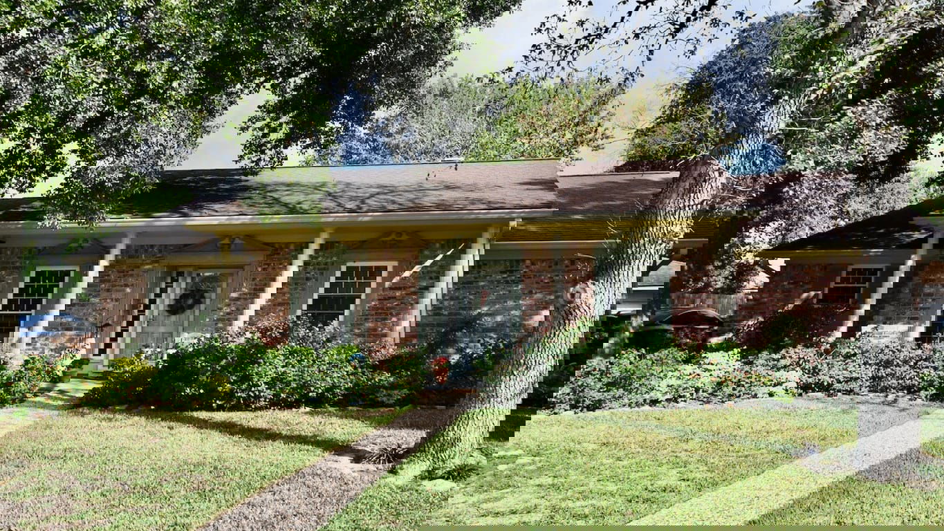 Covington Gardens-1