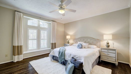 Sugar Land 2-story, 4-bed 907 Holly Hill Drive-idx