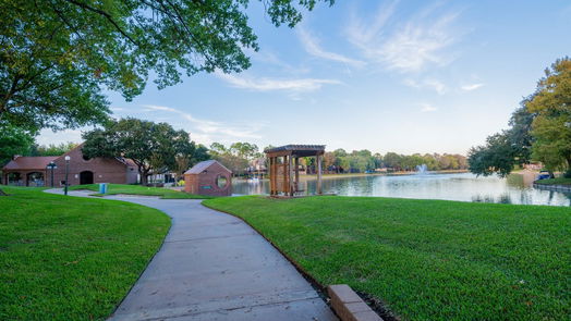 Sugar Land 1-story, 3-bed 1203 Lake Estates Court-idx