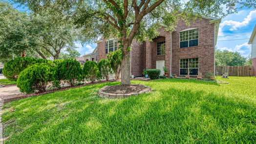 Sugar Land 2-story, 5-bed 16511 Village View Trail-idx