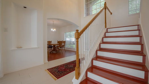 Sugar Land 2-story, 5-bed 16511 Village View Trail-idx