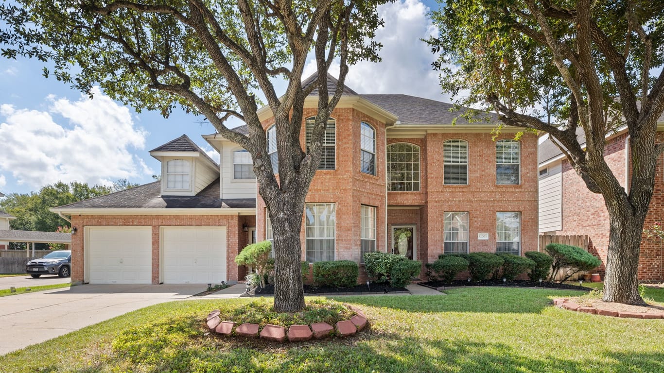 Sugar Land 2-story, 4-bed 12003 Natural Bridges Lane-idx