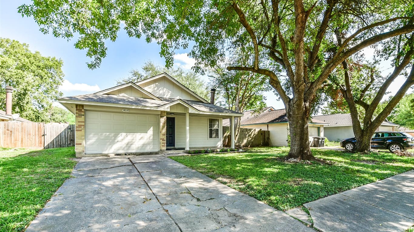 Sugar Land 1-story, 3-bed 14010 Clear Forest Drive-idx