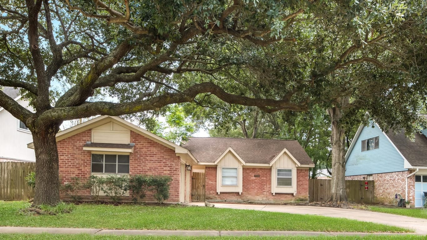 Sugar Land 1-story, 3-bed 13607 Salisbury Drive-idx