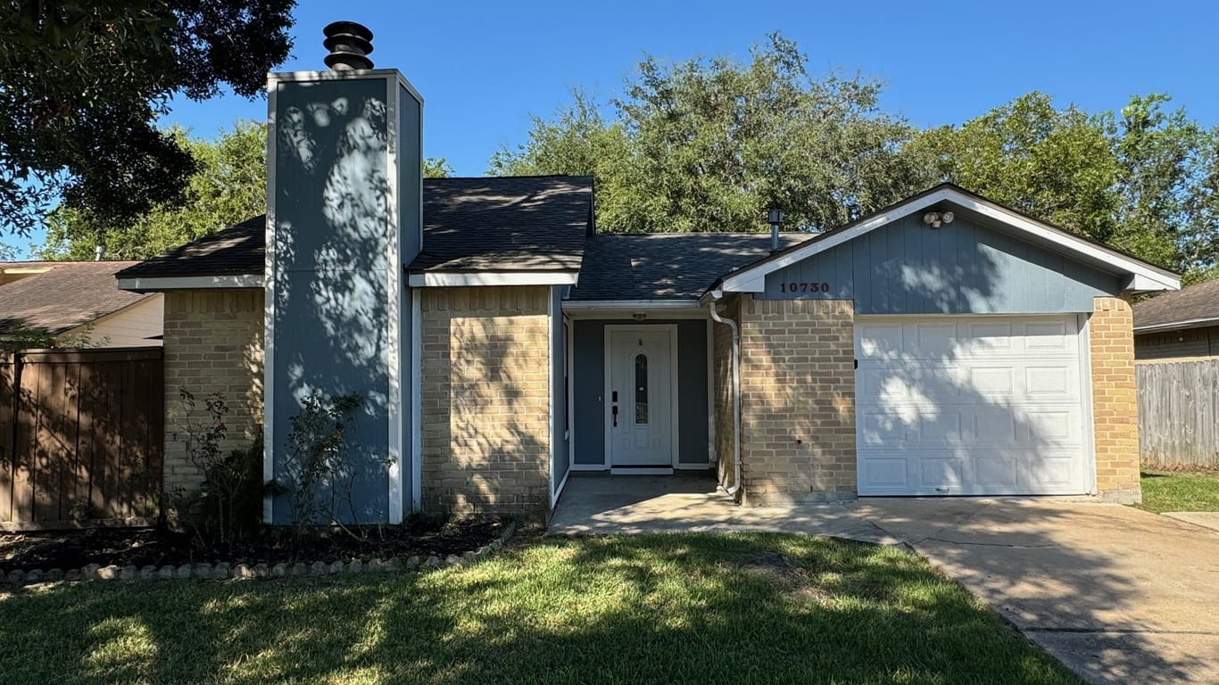 Sugar Land 1-story, 3-bed 10730 Lakewood Oaks Drive-idx