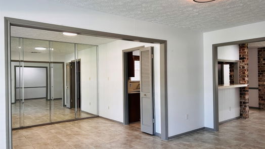 Sugar Land 1-story, 4-bed 13834 Oakwood Ln-idx