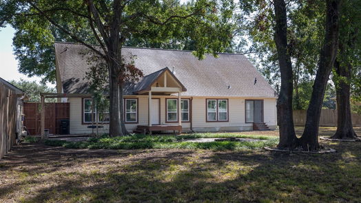 Sugar Land 2-story, 6-bed 15602 Oleta Lane-idx