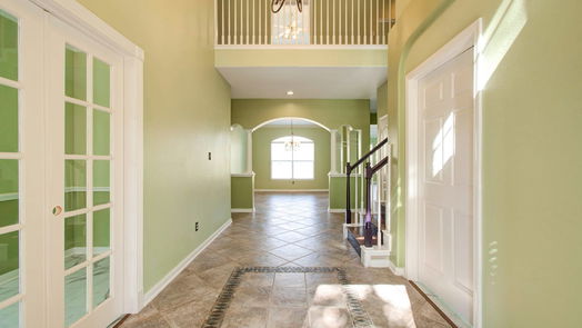 Sugar Land 2-story, 5-bed 14910 Lake Woodbridge Court-idx