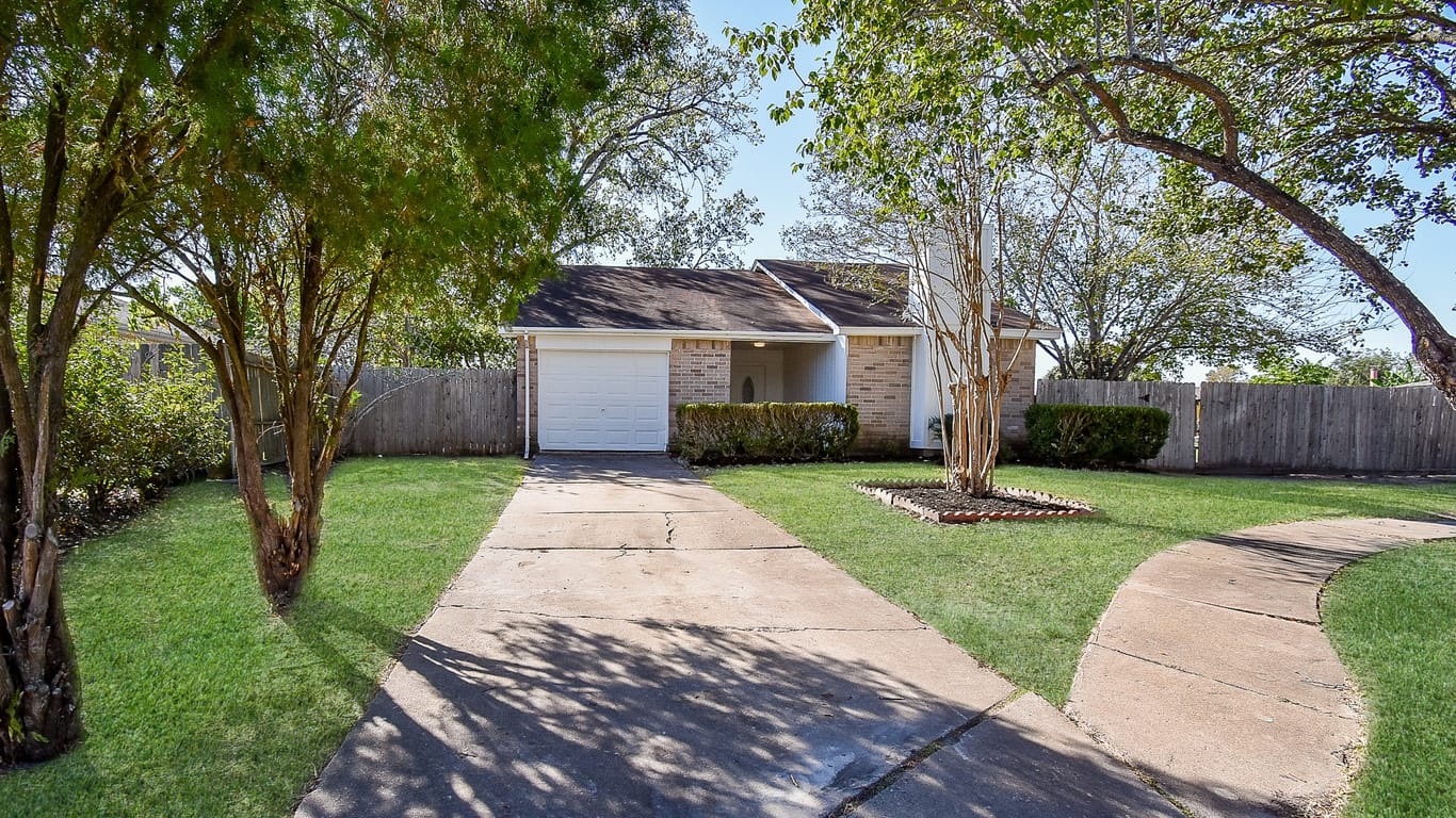 Sugar Land 1-story, 3-bed 10010 Tahoka Lane-idx