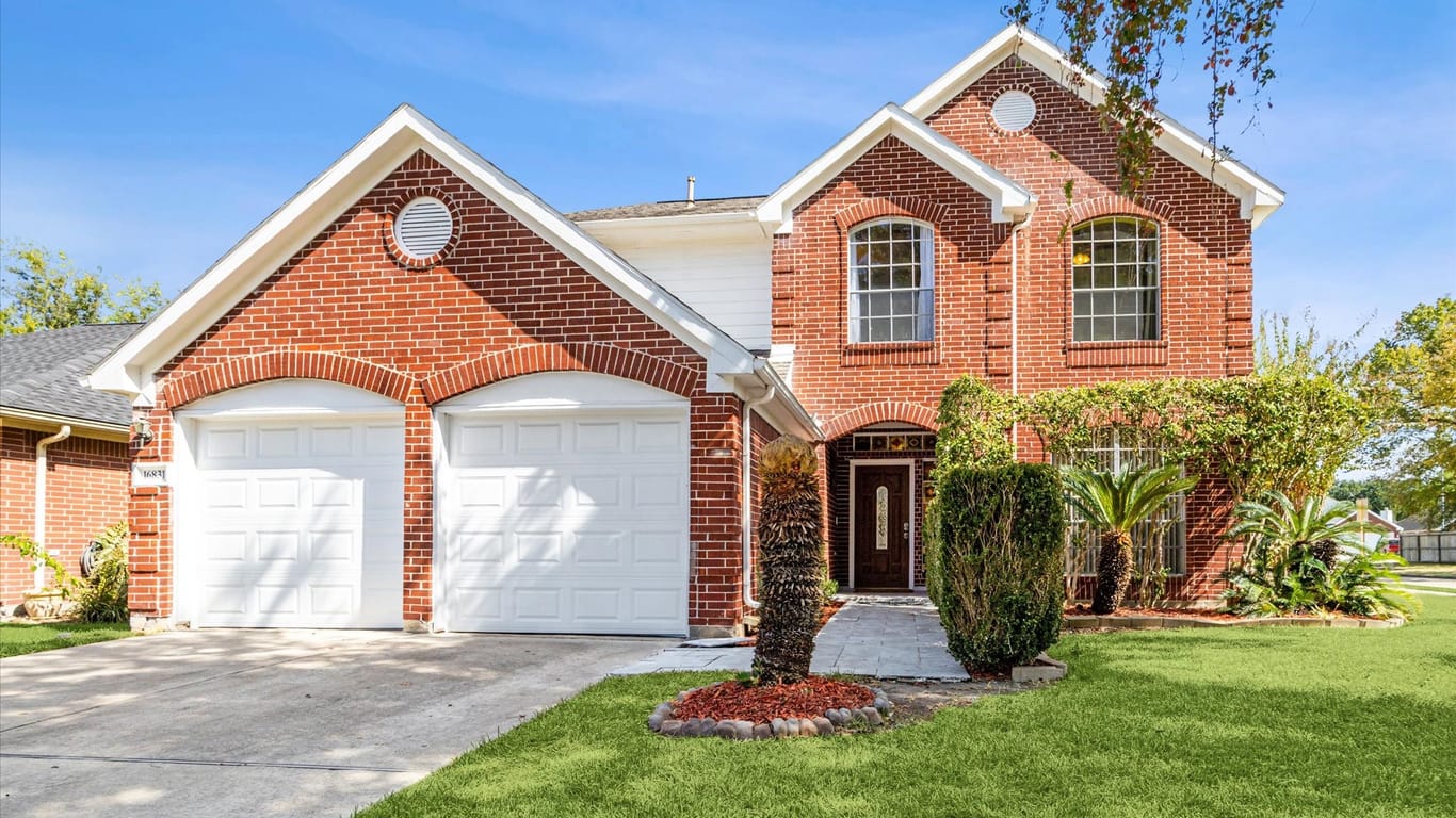 Sugar Land 2-story, 4-bed 16831 Needle Ridge Court-idx