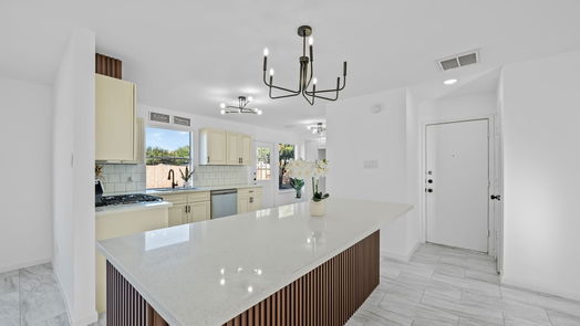 Sugar Land 2-story, 4-bed 16802 Pheasant Creek Court-idx