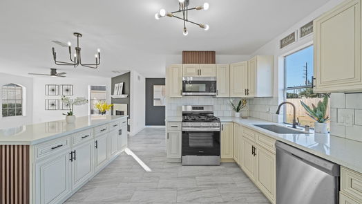 Sugar Land 2-story, 4-bed 16802 Pheasant Creek Court-idx