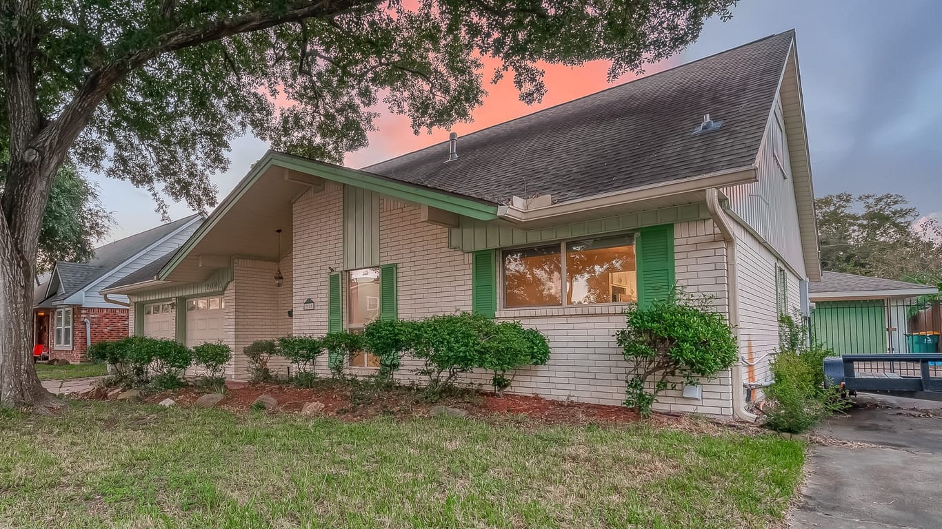 Pasadena 2-story, 4-bed 2009 N Fisher Court-idx