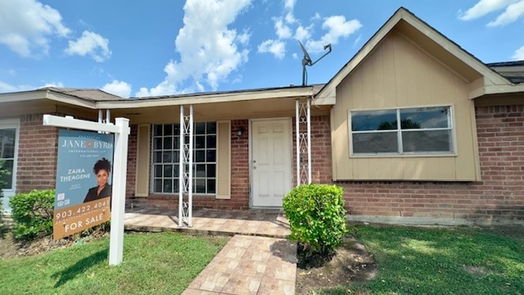 Pasadena null-story, 2-bed 3348 Burke Road 113-idx