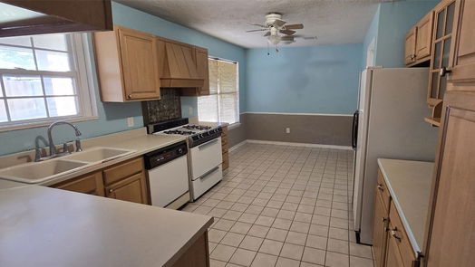Pasadena null-story, 3-bed 3938 Willowind Drive-idx