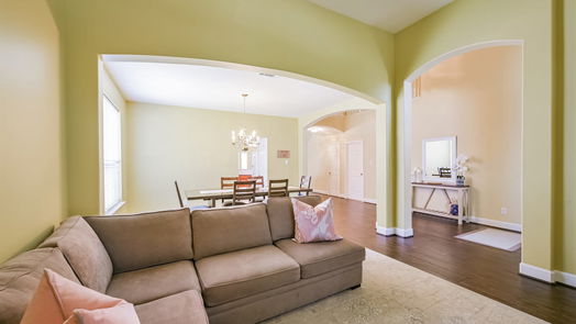 Pasadena 2-story, 5-bed 5211 Bur Oak Drive-idx