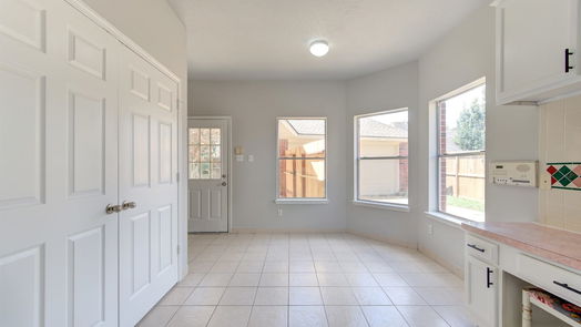 Pasadena 2-story, 5-bed 5210 Barton Creek Drive-idx