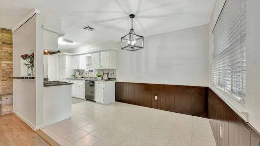 Pasadena 1-story, 3-bed 3406 Meadow Loop W-idx