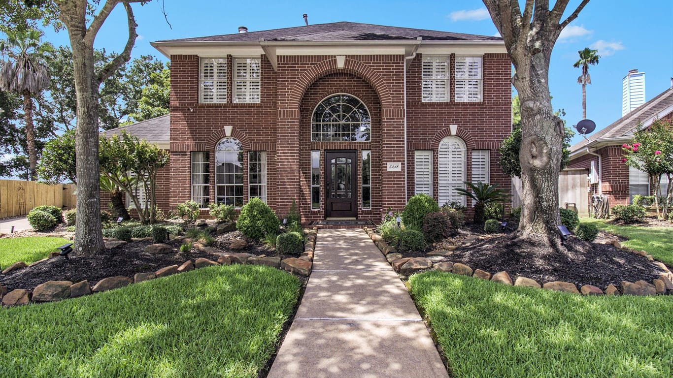Pasadena 2-story, 4-bed 5218 Inglewood Drive-idx