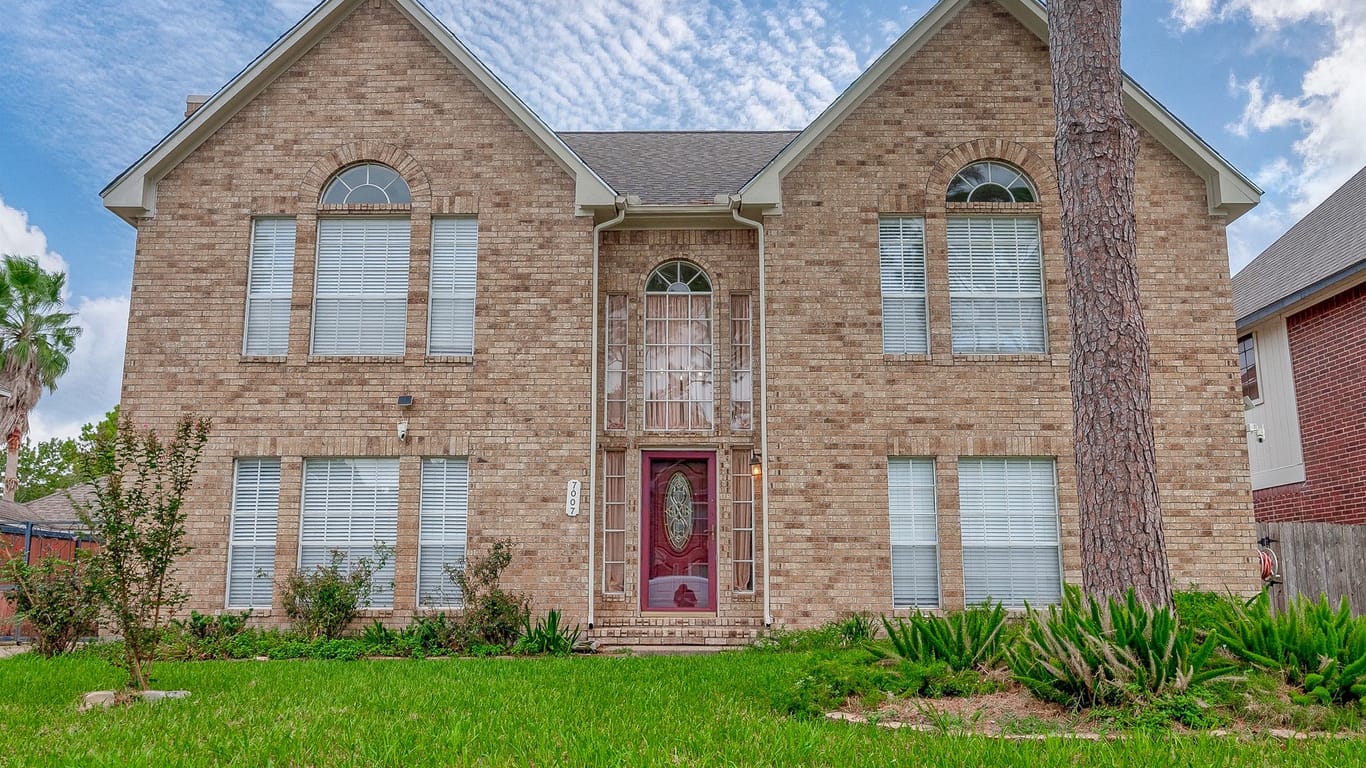 Pasadena 2-story, 5-bed 7007 Little Redwood Drive-idx