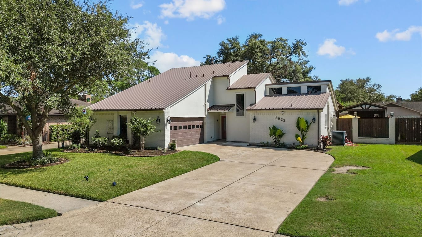 Pasadena 2-story, 3-bed 3923 Geronimo Lane-idx