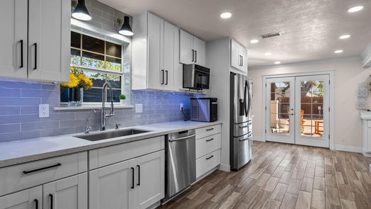 Pasadena 2-story, 3-bed 3923 Geronimo Lane-idx