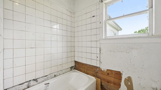 Santa Fe 1-story, 3-bed 12241 W 6th Street-idx