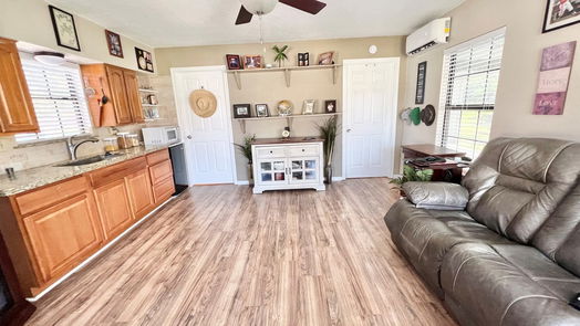 Santa Fe null-story, 4-bed 5623 Avenue M 1/2-idx