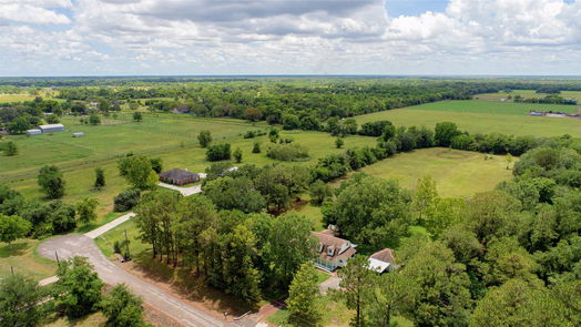 Alvin 2-story, 2-bed 15586 County Road 436-idx