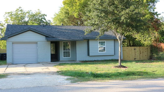 Alvin 1-story, 3-bed 908 Dyche Lane-idx