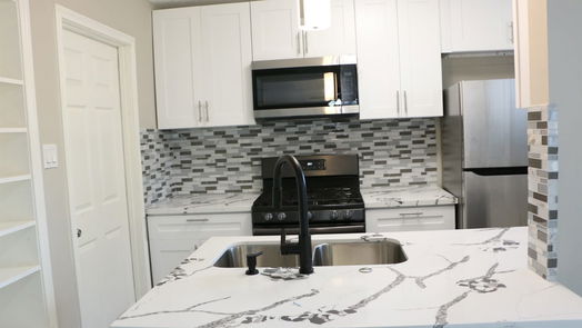 Alvin 1-story, 3-bed 908 Dyche Lane-idx