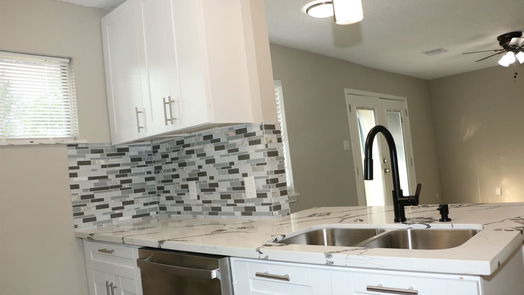 Alvin 1-story, 3-bed 908 Dyche Lane-idx