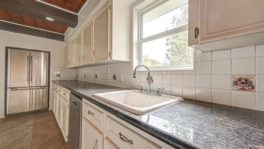 Alvin 1-story, 3-bed 14205 Patricia Lane-idx