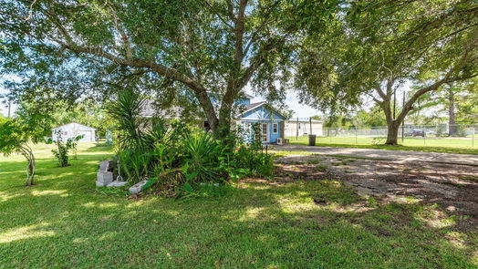 Alvin 2-story, 3-bed 3601 S Meadows Drive-idx