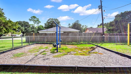Alvin 1-story, 3-bed 907 Cedar Lawn Drive-idx