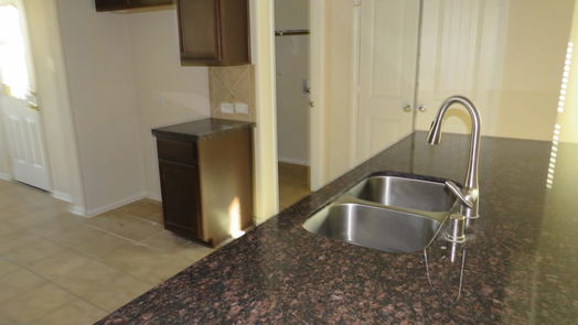 Alvin 1-story, 4-bed 964 Jennifer Street-idx