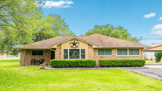 Alvin 1-story, 3-bed 14014 County Road 282 Road-idx