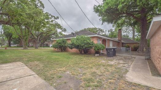 Alvin 1-story, 4-bed 302 S Lee Street-idx