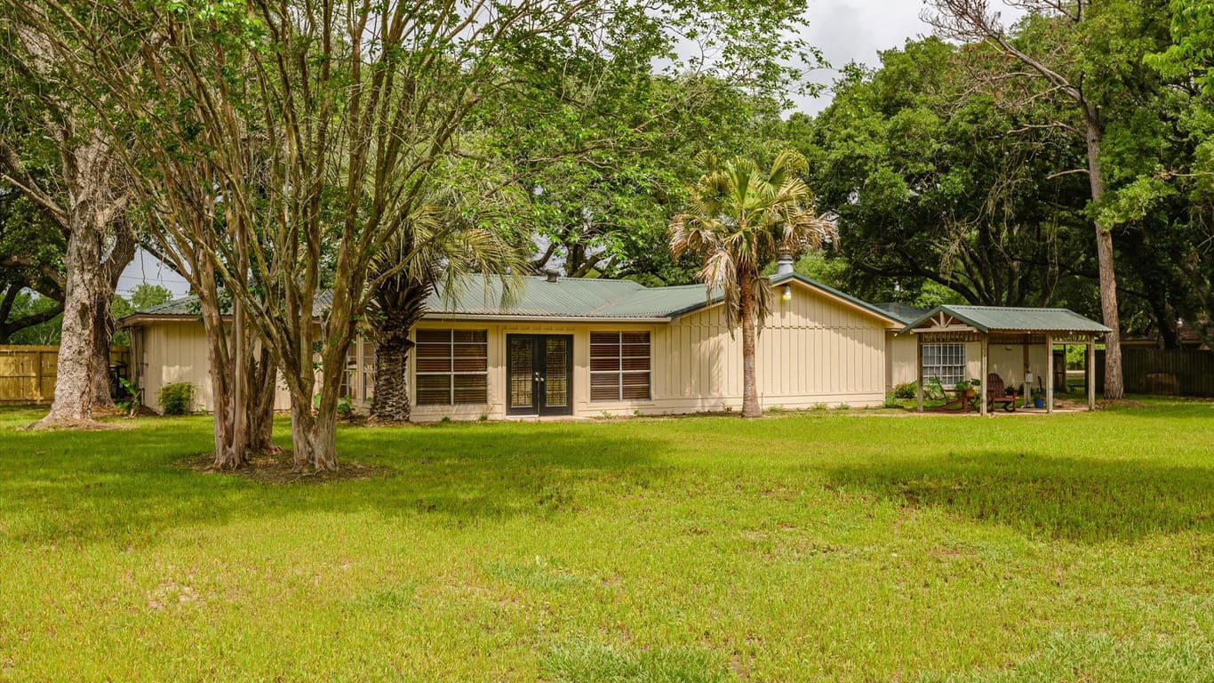 Alvin 1-story, 3-bed 150 County Road 146-idx