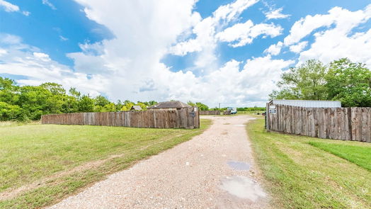 Alvin 1-story, 0-bed 19753 HWY 35 Road-idx