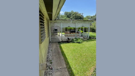 Alvin 1-story, 3-bed 1210 Cypress Street-idx