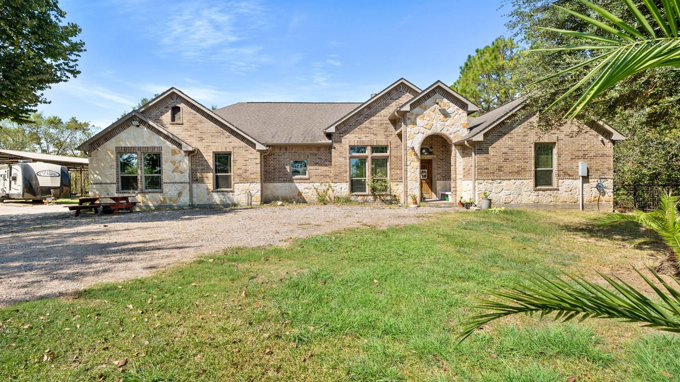 Alvin 1-story, 4-bed 1995 County Road 215-idx