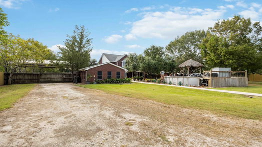 Alvin 2-story, 3-bed 1290 County Road 145-idx