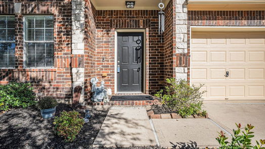Alvin 2-story, 5-bed 314 Lake Line Drive-idx